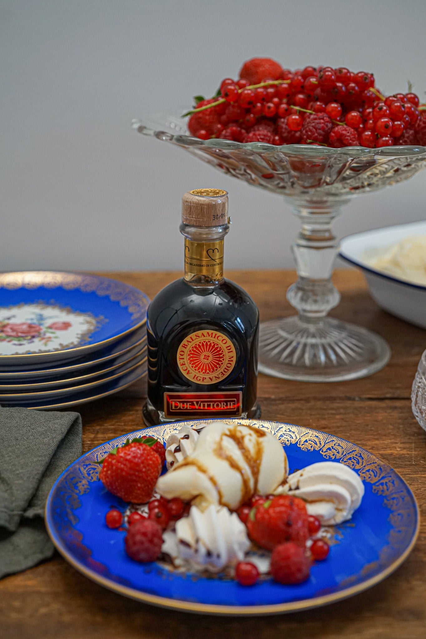 Meringues, Gelato, Berries and Balsamic – Italian Dessert