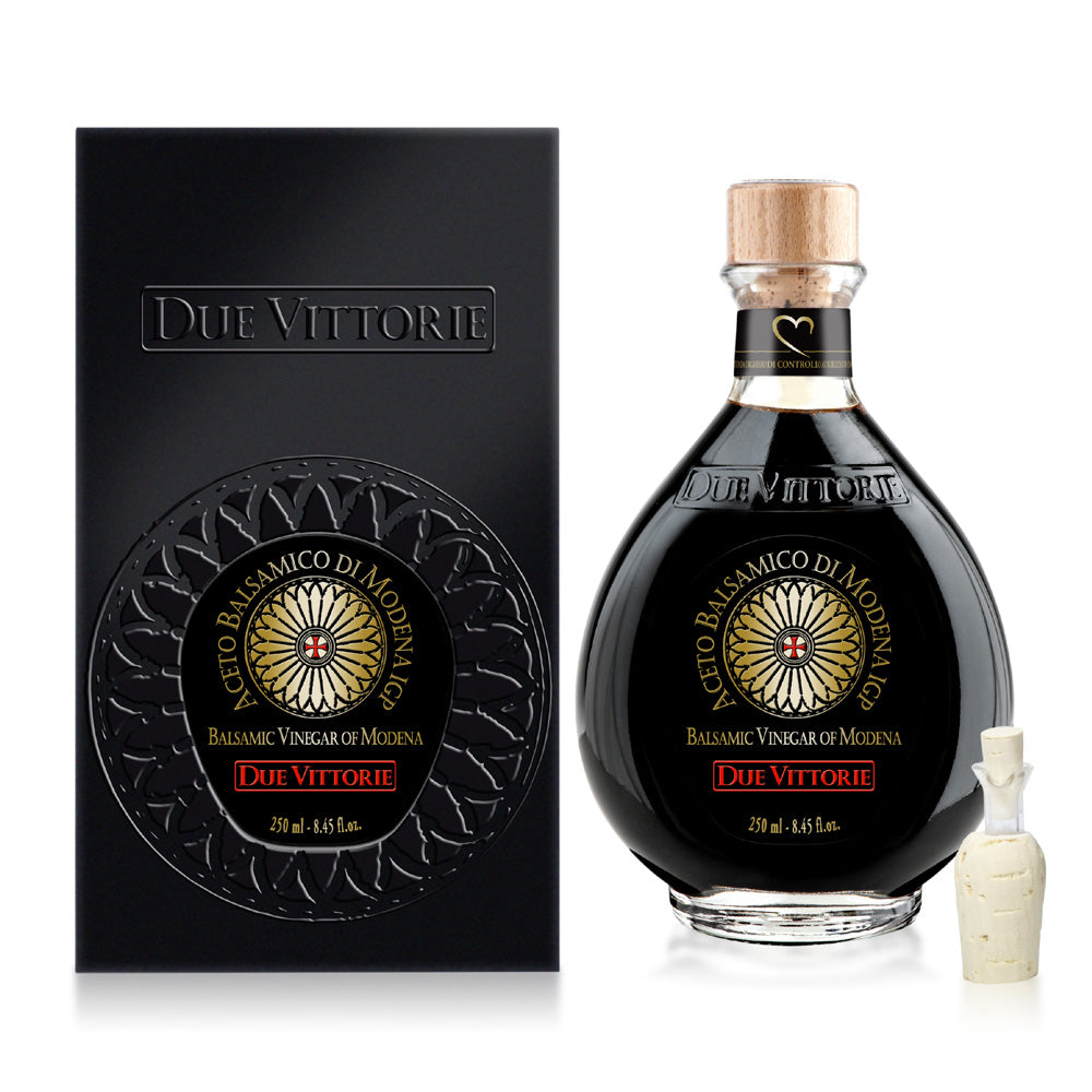 IGP Oro Gold Balsamic Vinegar - with Gift Box and Pourer - Due Vittorie