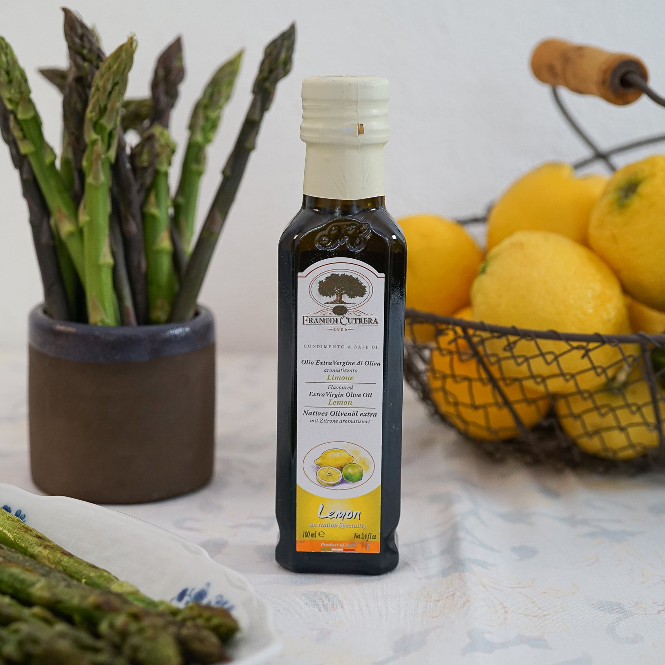 Lemon Flavored Extra Virgin Olive Oil by Frantoi Cutrera