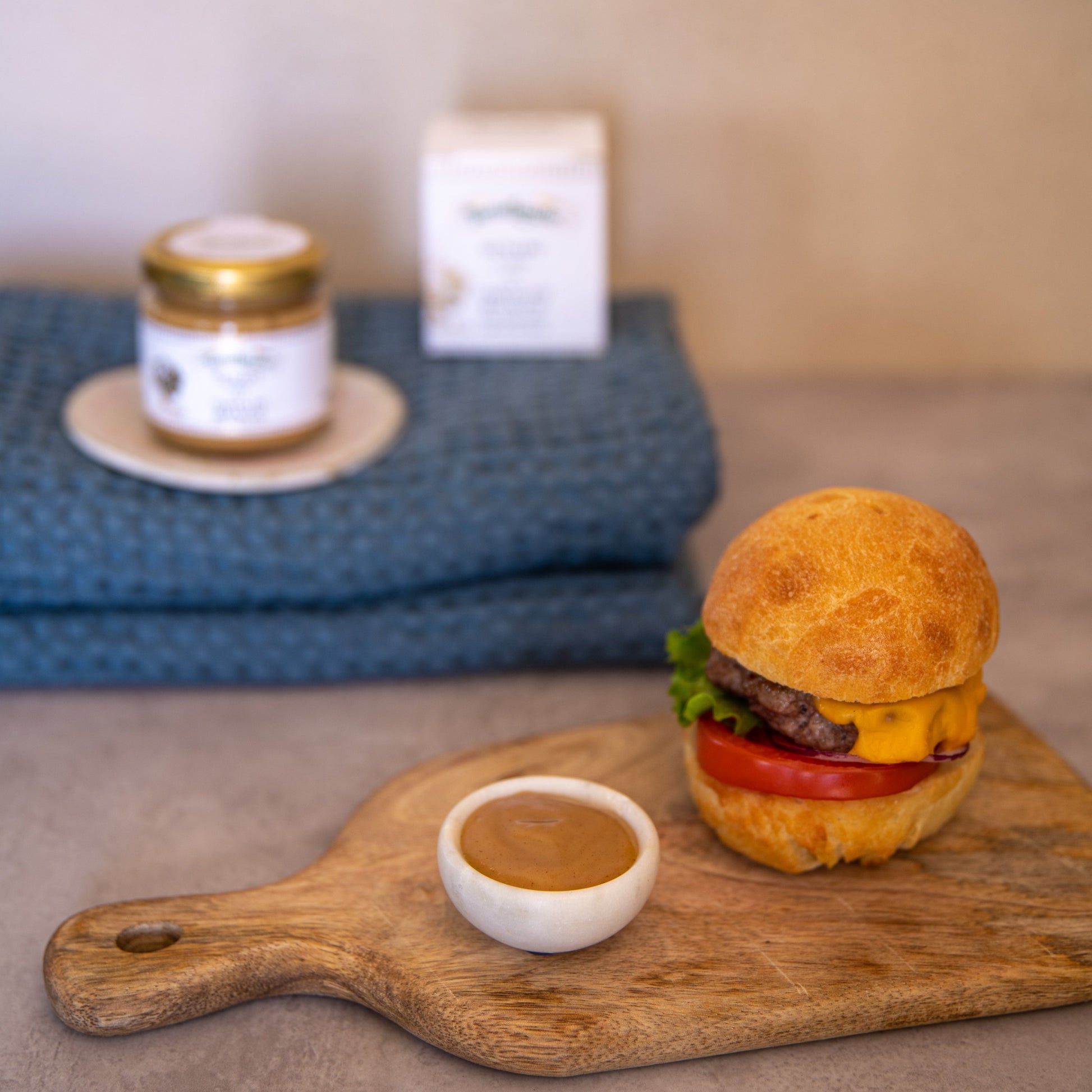 Honey mustard and White Alba Truffle 3.53 oz - TARTUFLANGHE USA