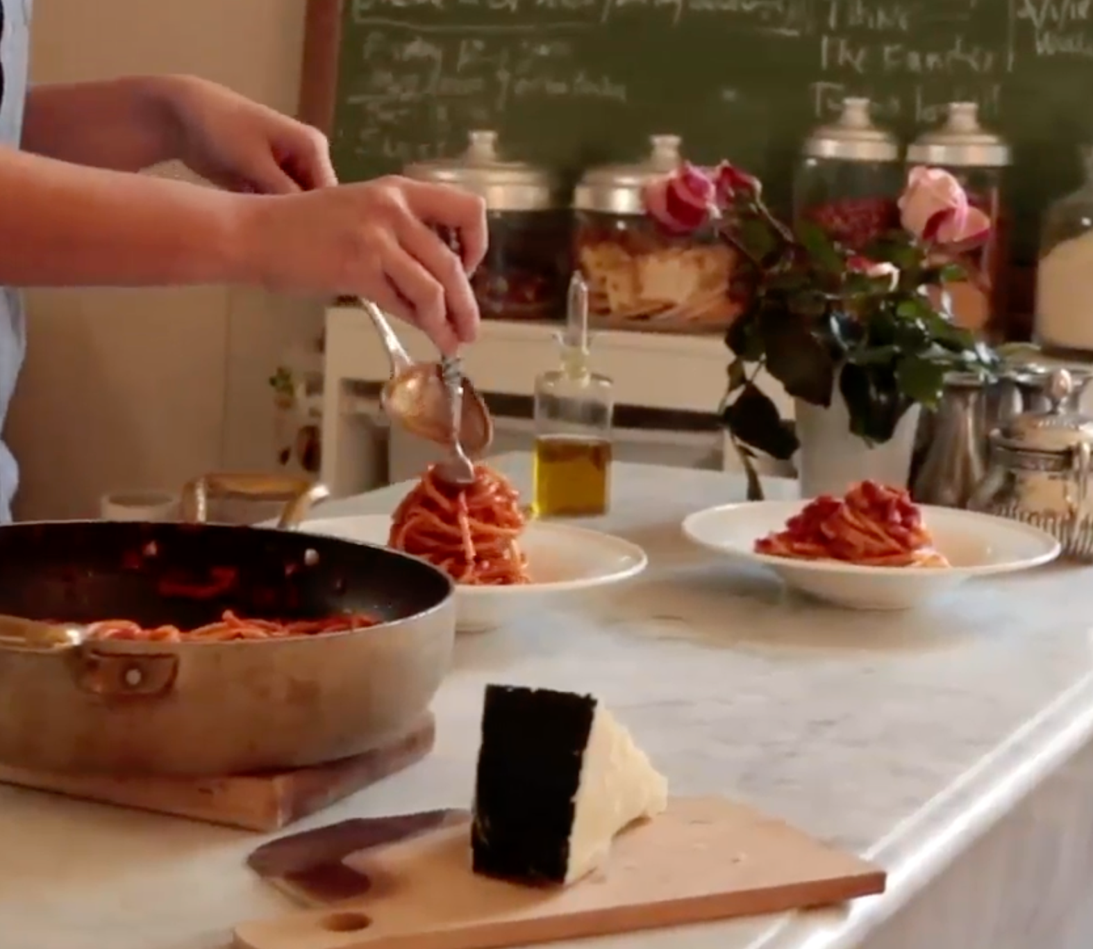 Bucatini all_amatriciana