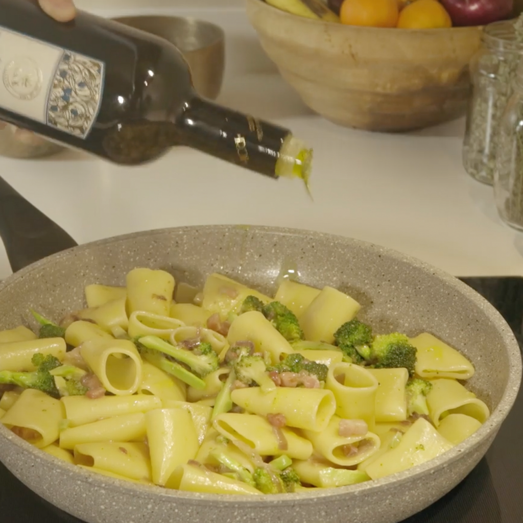 Pasta borccoli video recipe