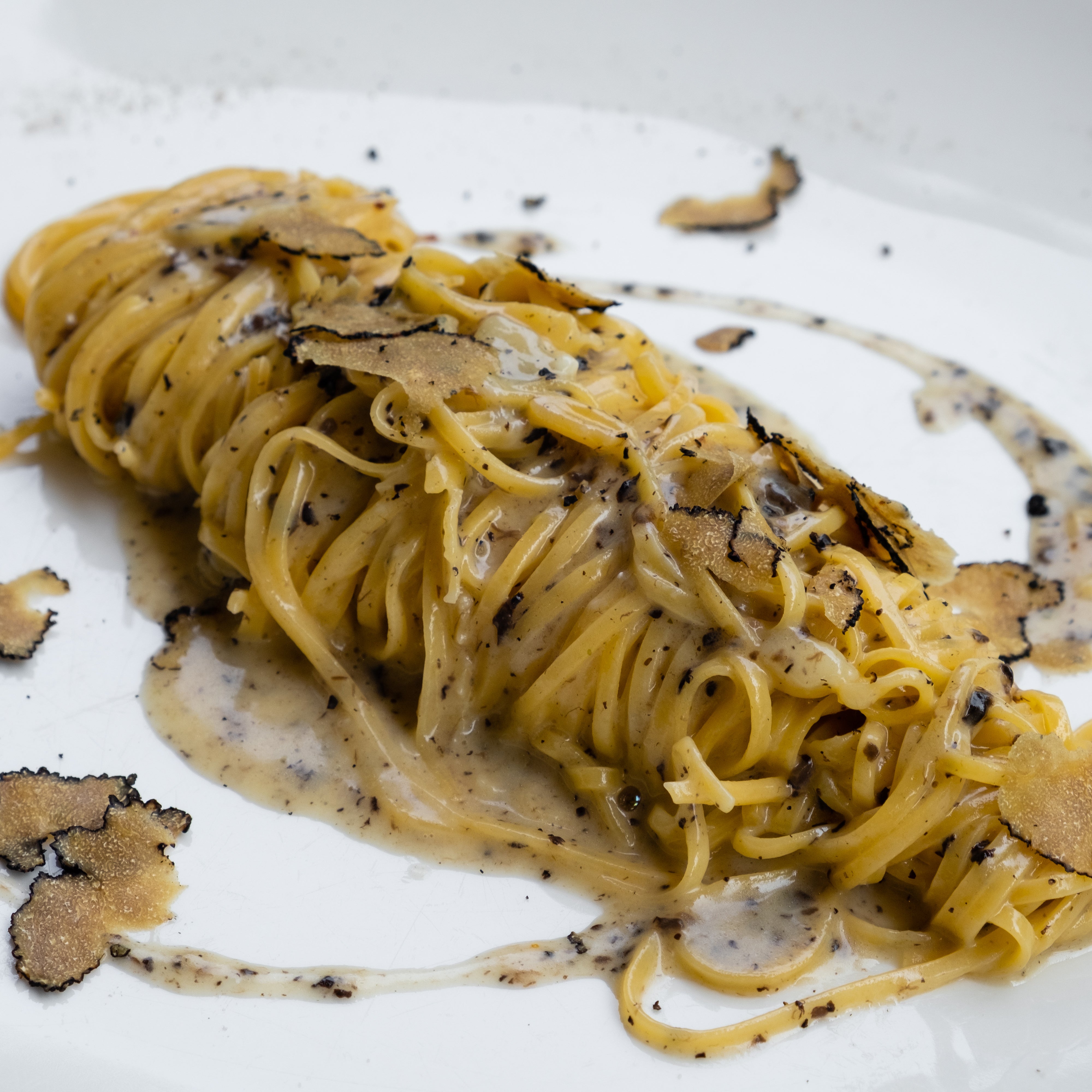 Truffle Linguine - Gourmet Italian Pasta by Morelli
